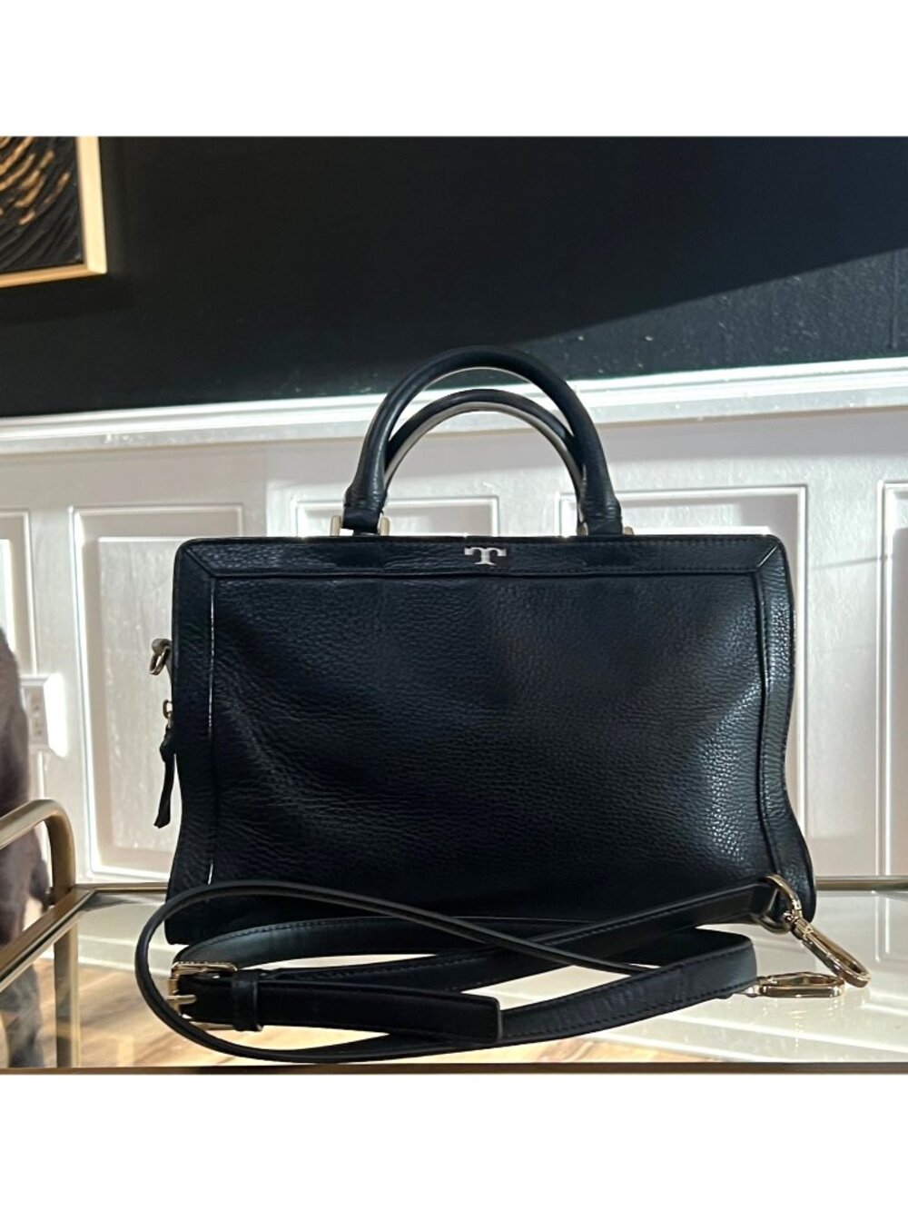 TORY BURCH AUTHENTIC BLACK AND WHITE JESSICA HANDBAG